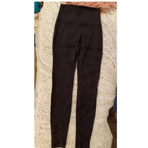 Lululemon black mesh front leggings